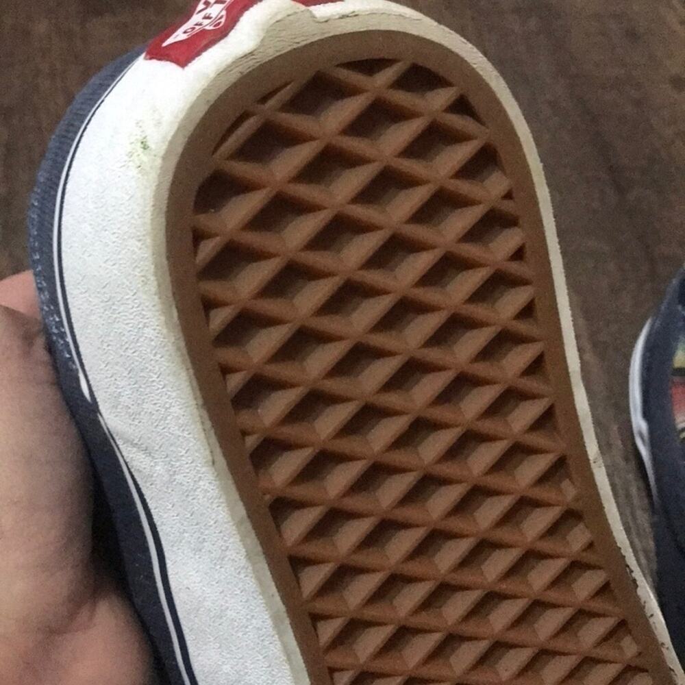 Van’s Sneakers - Picture 6 of 9